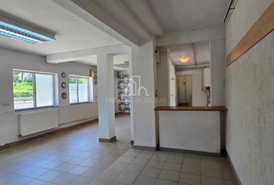 Spațiu comercial, de 40 mp, în Est - 7