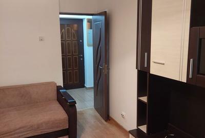 Garsonieră în Baza 3 - 3
