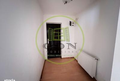 Apartament cu 3 camere decomandat în Brazda lui Novac