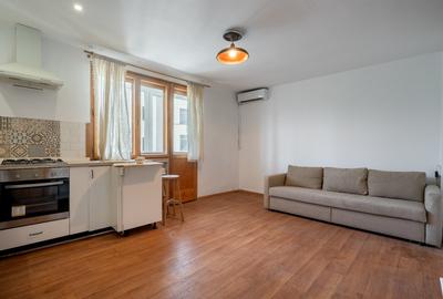 Cuibul din centru - 7