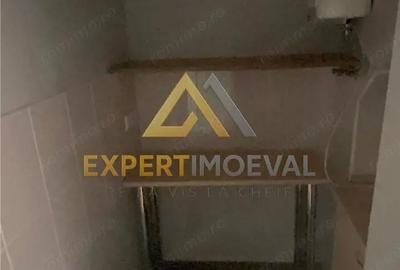 Spațiu comercial, de 78 mp, în Central