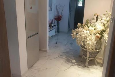 De închiriat apartament Micro3 - 3