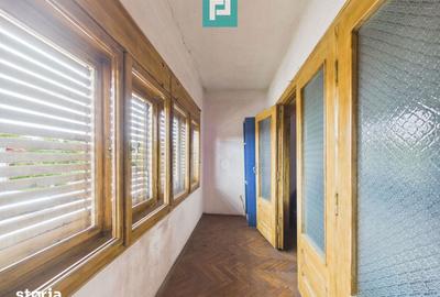 Casă cu 4 camere cu Teren 1368 Mp în Central - 8