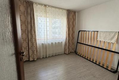 Inchiriez apartament 3 camere-zona Orizont-Bacau - 3