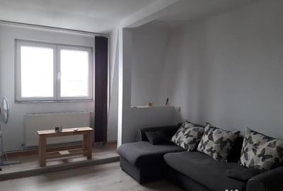 Apartament cu 2 camere decomandat în Central - 1