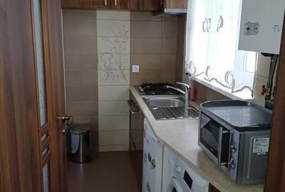 Apartament cu 3 camere decomandat în Central - 2