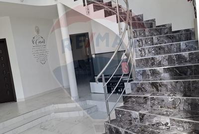 Casă cu 5 camere cu Teren 676 Mp în Bogdan Vodă - 3
