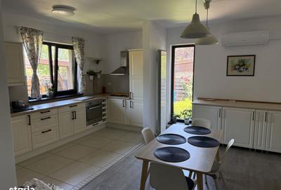 Casă cu 5 camere cu Teren 600 Mp în Balotești - 1