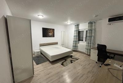 Garsonieră decomandată în Uverturii - 1