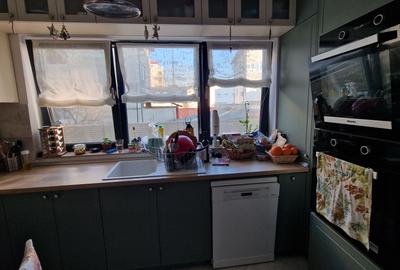 Apartament 4 camere Brâncoveanu metrou curte proprie! - 1