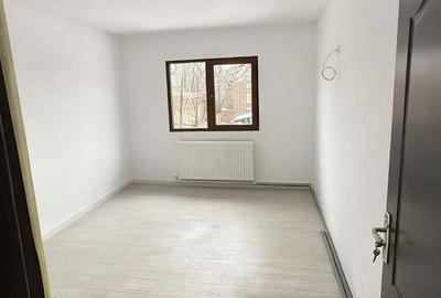 Casă cu 3 camere în Letea Veche - 5