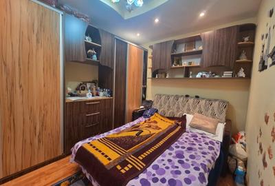 DE VANZARE-APARTAMENT 2 CAMERE-MIRCEA CEL BATRAN - 2