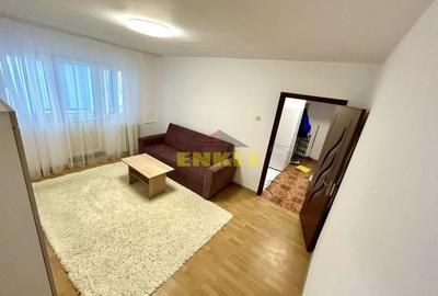 Apartament cu 3 camere semidecomandat în Central - 2