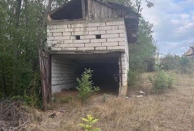 Casă cu Teren 2642 Mp în Spahii - 2