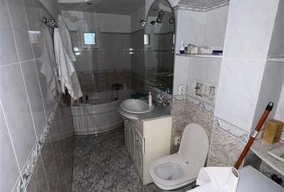 Apartament 3 camere, 72mp, etaj 2, zona fostul Tribunal - stradal - 11