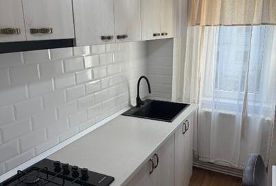 Persoană fizică ,vând apartament cu 2 camere în Păcurari,Alpha Bank - 11