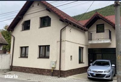 Casă spațioasă cu curte, 4 camere + garaj dublu Săliște, lângă Sibiu - 1