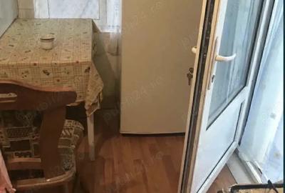 Garsonieră decomandată în Central - 2