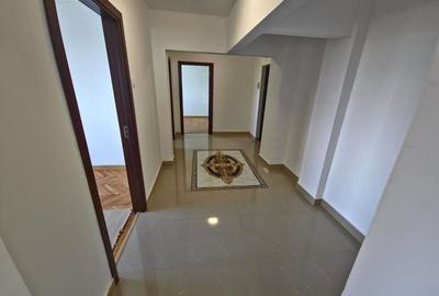 Abator apartament 3 camere decomandat renovat - 6