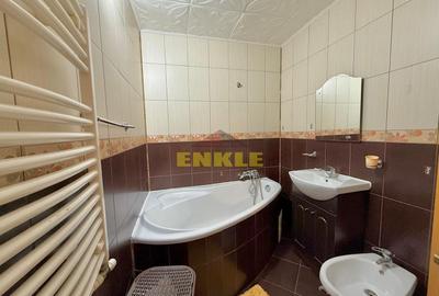 Apartament cu 2 camere decomandat în Central - 9