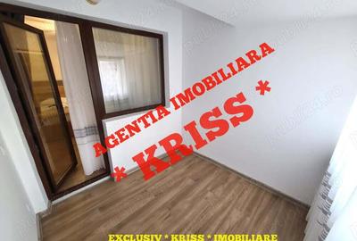 Apartament cu 4 camere decomandat în Central - 5