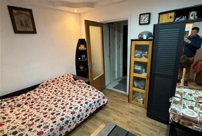 Vanzare Apartament 4 Camere Semidecomandat Piata Sudului-Tulnici - 6