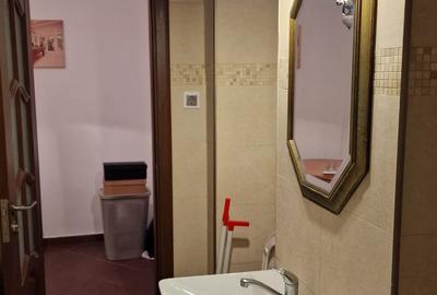 Garsonieră decomandată, mobilată în Vitan - 6