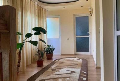 Casă cu 5 camere în Goranu