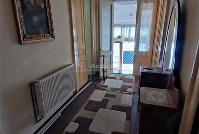 Casa D+P+M, teren 187 mp, pretabila - clinica, cabinete, birouri - Piata Mare - 3