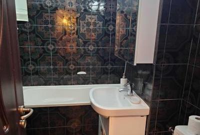 Apartament 3 camere decomandat, zona INEL II - 4