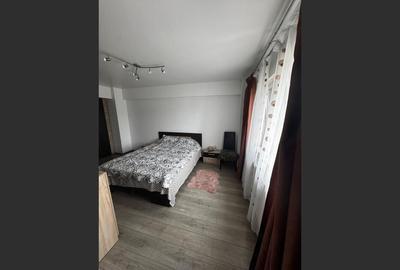 Apartament de vânzare - 2 camere + loc de parcare - 2