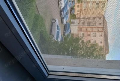 Apartament cu 3 camere decomandat în Central - 1