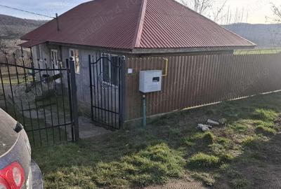 Casă cu 2 camere în Chițoc - 2