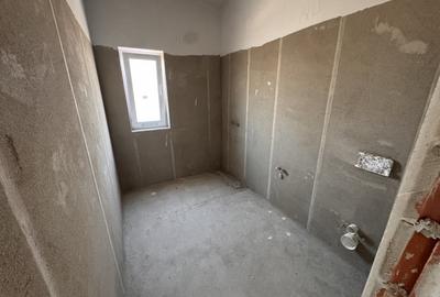 Duplex cu 4 camere cu Canalizare în Moșnița Nouă - 11