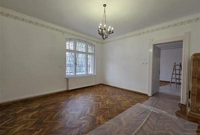 Apartament cu 4 camere decomandat în Centrul Istoric - 29