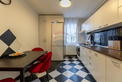 COMISION 0%| APARTAMENT CU 3 CAMERE| DECOMANDAT| ETAJ 1/4| - 4