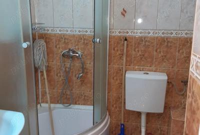 Inchiriez apartament cu o camera in ora?ul Hu?i central - 6