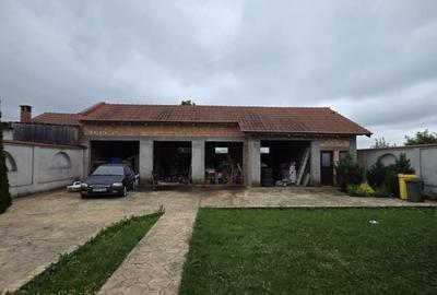 Casă individuală cu 4 camere cu Canalizare în Vetiș - 3