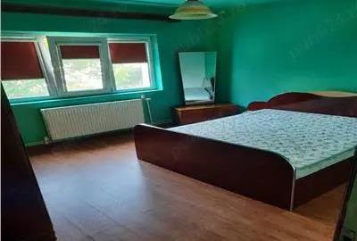 Inchiriere apartament 3 camere decomandat in zona 1 Decembrie (fostul Lenin), etaj 3 4, 80 mp - 3