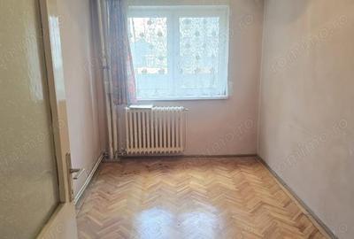 Apartament cu 2 camere decomandat în Gojdu - 9