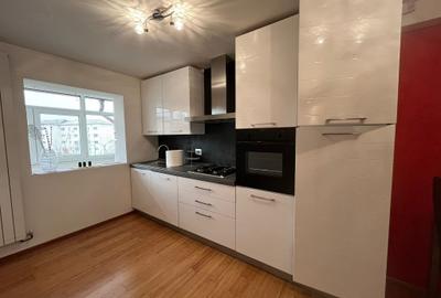 Apartament Zona 2 Stejari - etaj 3 - 70 mp - 2