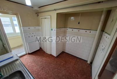 Apartament cu 3 camere decomandat în Spitalul Județean - 22