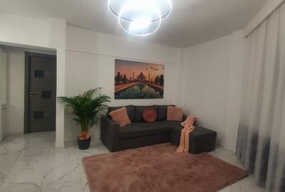 Apartament cu 2 camere decomandat, mobilat în Central