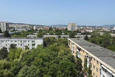 Apartament 2 camere, zona Transylvania College, panorama deosebita !