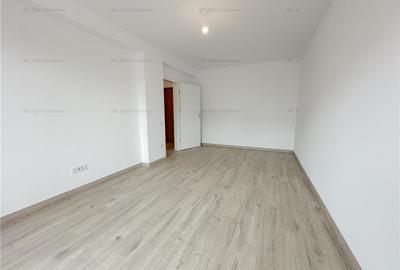 Apartament cu 2 camere decomandat în Tractorul - 5