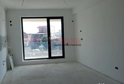 Apartament cu 2 camere decomandat în Rahova - 1