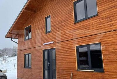 Cabana de vanzare, 10 camere cu baie proprie fiecare, 270 mp, pe Transapuseana - 3