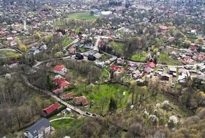 Teren de 4700 mp, în Exterior Vest - 1