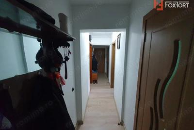 Apartament cu 4 camere decomandat, mobilat în Dacia - 15