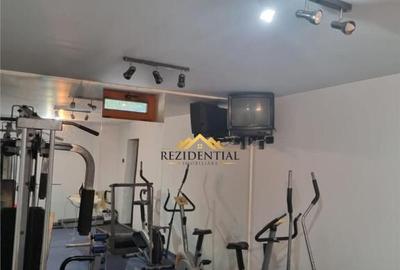 Casă cu 6 camere cu Teren 700 Mp în Central - 12